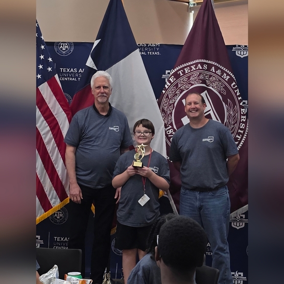 Meet your Posher, Megan - Picture 7 of 9